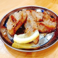 お一人様より注文できる鉄板焼きも各種ご用意！