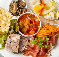 迷ったらコレ！前菜盛り(小）