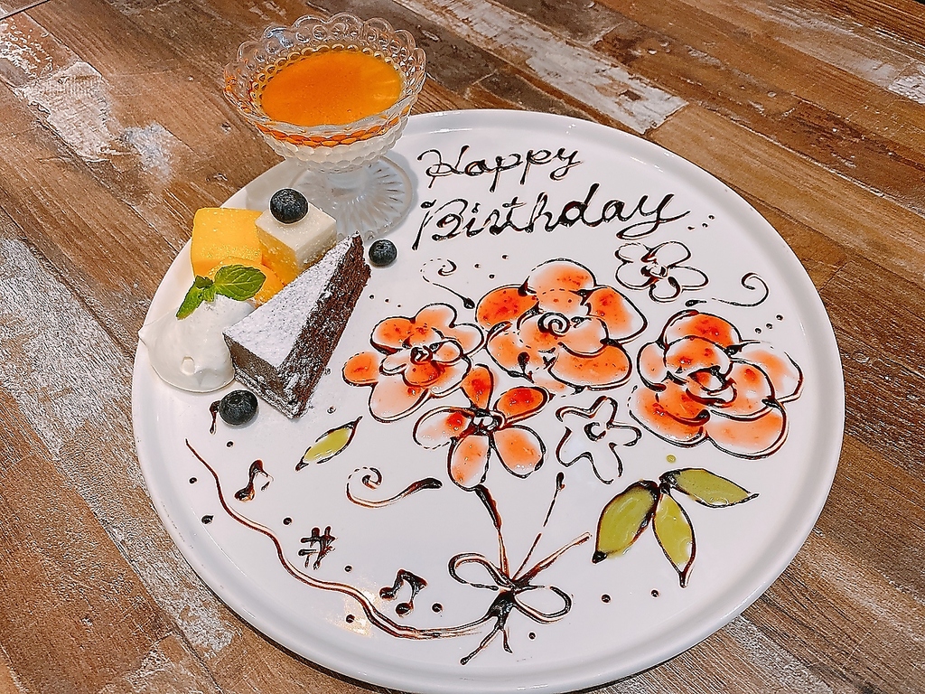 デザートプレートでサプライズ☆要予約♪