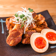 お酒のアテ、揃ってます