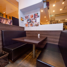 ヒッコリー ソラリアステージ店の雰囲気3