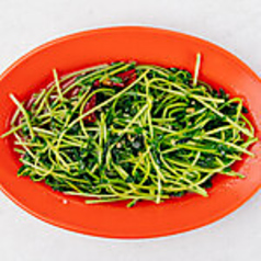 豆苗のナンプラー炒め pea sprout with fish sauce
