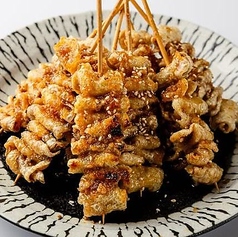 炭火焼で堪能する朝〆鶏！こだわりのやきとり