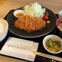 【こだわりランチMain】肉厚とんかつ定食