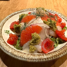 炭焼き帆立とグレープフルーツのサラダ