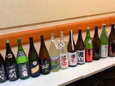 焼酎や日本酒等、種類豊富なお酒を取り揃えております。