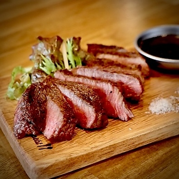 大衆肉酒場RAKUのおすすめ料理1