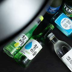 定番の焼酎など、トレンドのお酒をお楽しみいただけます