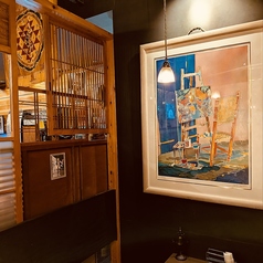 アジアンテイストの暖簾や木目のパーティションで仕切られた半個室は少人数でのご利用にピッタリ◎プライベート空間でゆったりとお過ごし下さい♪