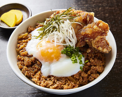 特上そぼろ丼（ザンギ１ヶ）