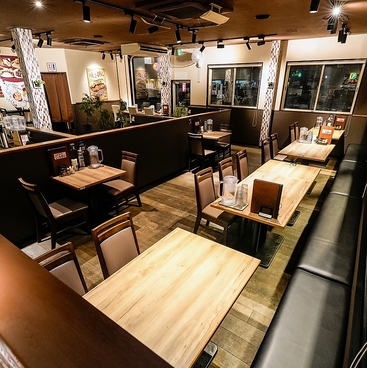 キッチンヒロシ 本店の雰囲気1