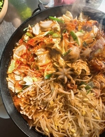 お一人様でしっぽり飲みも、大人数でワイワイも！