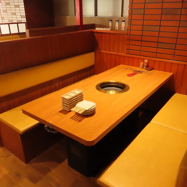 焼肉力丸 池袋東口店の雰囲気1