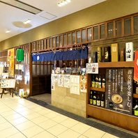 キュート3階レストラン街入り口すぐ近く