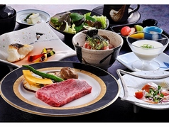 鉄板焼創作ダイニング極のコース写真