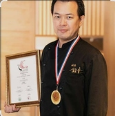 焼鳥鈴音のスタッフ1