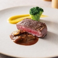 料理メニュー写真 【ランチのみ・1名様1皿限定】牛ロース肉のガーリックペッパーステーキ シャスールソース