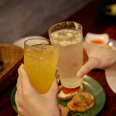 【写真付きメニューあり、デジタルメニューあり、焼酎あり、ワインあり、カクテルあり、ワインにこだわる、カクテルにこだわる】2時間半以上の宴会可※混み合った場合・次にご予約が入ってる場合、2時間制とさせていただきます。また、人数によって営業時間外でもご案内可能です！お気軽にお問い合わせ下さい。