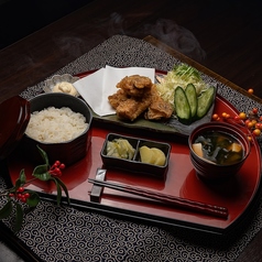 鶏のから揚げ定食
