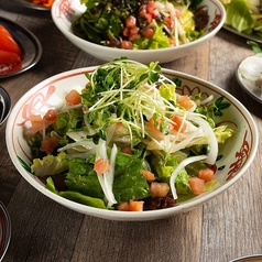 新鮮7種の野菜のばってんサラダ