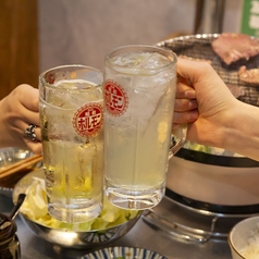 《何杯飲んでも209円(税込)》