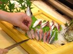 熟練の料理人が手際よく捌く新鮮刺身に勝るものなし！