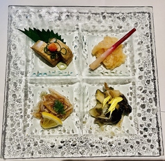 【酒が旨くなるアテ】 二軒目使いちょっとずつ盛り 酒あて四種盛合せ二割引サービス