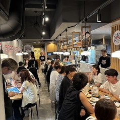 博多一口餃子たけとら 久留米店の雰囲気1