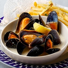 ムールフリット　～ムール貝のレモンクリーム蒸しとポテトフライ～