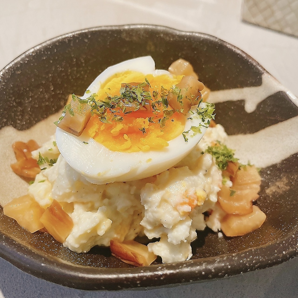 一品料理も豊富に取り揃えあります！刺身や焼き物・揚げ物・ご飯物と迷ってしまう程のラインナップ！