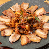 鉄板で旨味を閉じ込めた！【チュクミ&サムギョプサル】