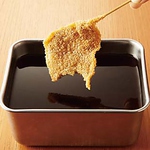 二度づけ禁止！サクっとした衣に、秘伝のソースが合います。