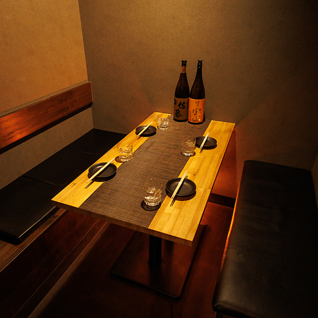 新横浜駅近！シーンに合わせた多彩な個室を完備