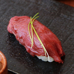 馬肉赤身(一貫）