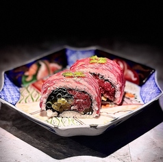 和牛サーロイン肉たく巻き寿司3貫