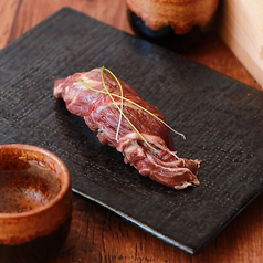 馬肉タタキ(一貫）