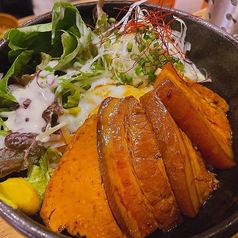 ラフテー丼