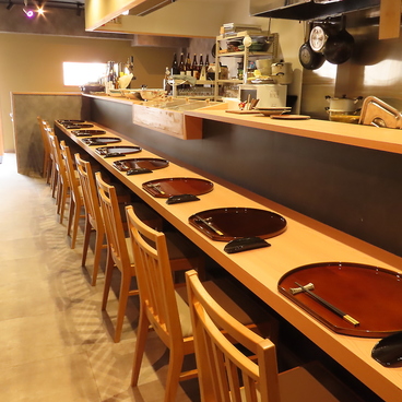 鮮魚と四季の味わい処 よし紀の雰囲気1