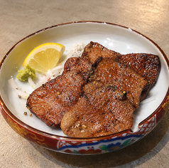 牛タンの藁焼き