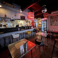 エスニック酒場 バックヤードの雰囲気1