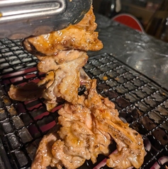 名物！鹿児島産　黒豚の骨付きカルビ（塩・タレ）