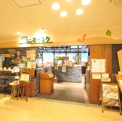 女子会や家族の集まり、会社の会食などにも対応可能。木のぬくもりに包まれた空間で、ゆったりとビュッフェをお楽しみいただけます。