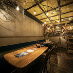 テーブル席やカウンター席もご用意しておりますので幅広いシーンでご利用いただけます！
