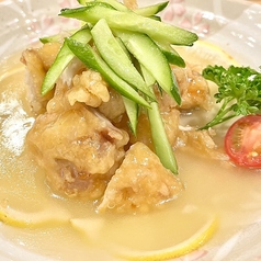 檸檬香鶏球(鶏のレモンソース)