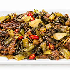 牛肉と塩漬け炒め (Thit Bo Xao Dua)