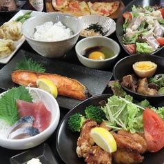 贅沢尽くし！全13品の豪華コース