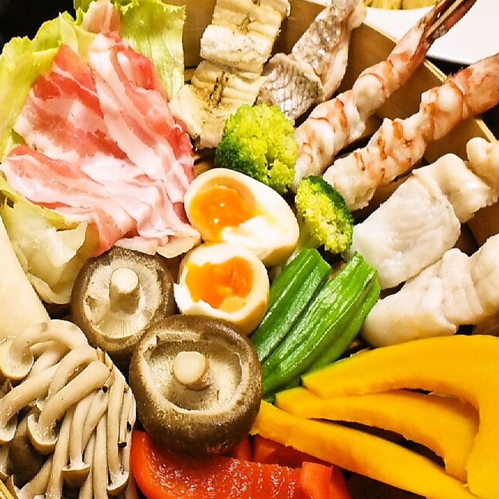 出汁にこだわったせいろ蒸しは絶品の当店一押しメニュー！！新鮮野菜・魚介類をヘルシーに美味しく！