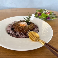 セトラマカレー(ごはん・サラダ付き)