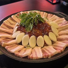 本格韓国料理&サムギョプサル ヒプチロの特集写真
