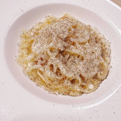 黒胡椒とチーズのペペロンチーノ